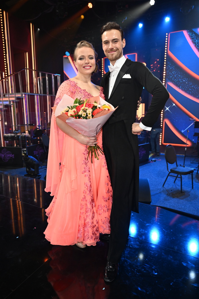 FOTO: Martina Ptáčková s Dominikem Vodičkou skončili před branami finále StarDance. – stránka 228