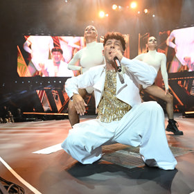 Zpěvák Jan Bendig byl hostem u Agáty a Ornelly. 