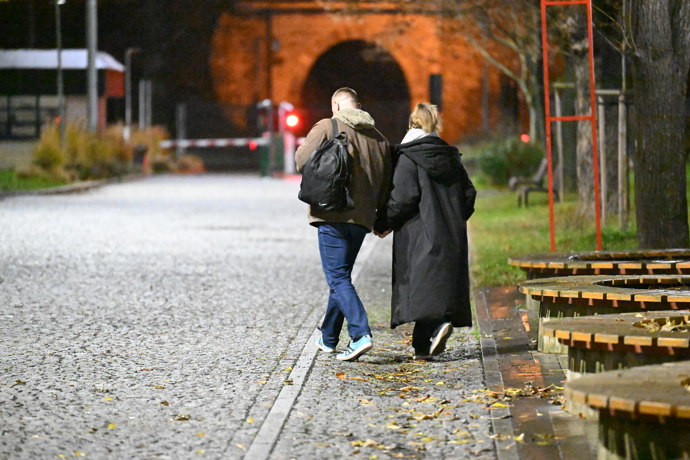 FOTO: Lucie Vondráčková odcházela ze StarDance s přítelem Zdeňkem Polívkou. – stránka 66