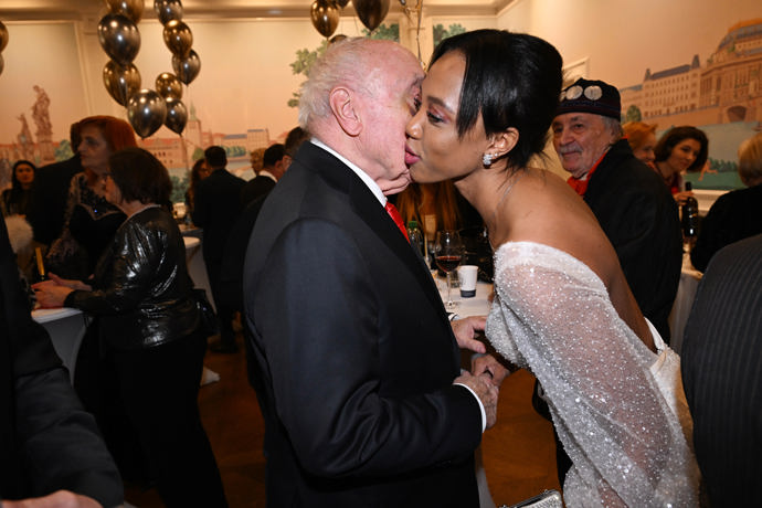 FOTO: Felix Slováček byl ve svém živlu. – stránka 436