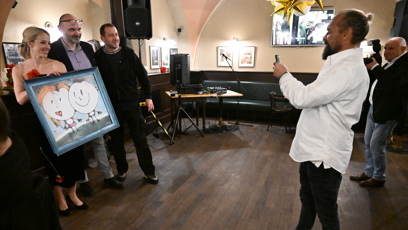 FOTO: Petra Hřebíčková dostala krásný obraz.