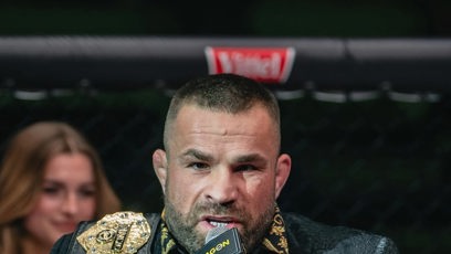 FOTO: Karlos Vémola měl v minulosti svého soupeře zranit.