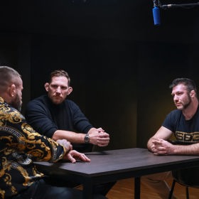 Karlos Vémola se postaví proti Willu Fleurymu.