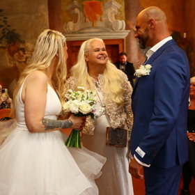 Po svatbě přišlo však velké vystřízlivění a Charlotta se s matkou opět rozešla ve zlém.