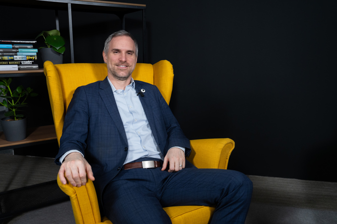 FOTO: Extra host Zdeněk Hřib foto 02 – stránka 78