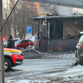 Restaurace téměř lehla popelem.