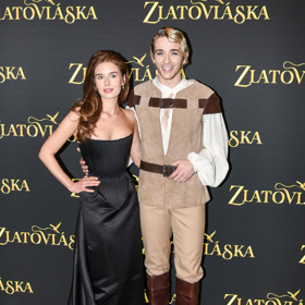 Jasmína Houf a Tomáš Weber na premiéře Zlatovlásky.