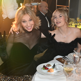 Tereza Pergnerová teď vůbec poprvé vyvedla svoji téměř dospělou dceru do vysoké společnosti.