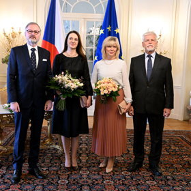Prezidentský pár přivítal v Lánech premiéra s chotí na tradičním novoročním obědě.