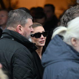 Tereza Kerndlová na pohřbu Heleny Zeťové.