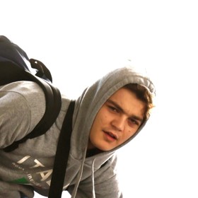 Jack Depp je mladším potomkem hollywoodské star Johnnyho Deppa a francouzské zpěvačky Vanessy Paradis.