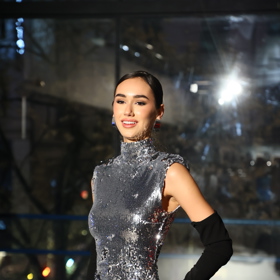 Markéta Mörwicková ve stříbrném modelu.