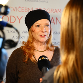 Herečka Bára Štěpánová při rozhovoru pro eXtra.cz.