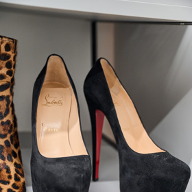 Míšiny "Louboutinky" z Petrohradu, nazula je pouze jedenkrát.