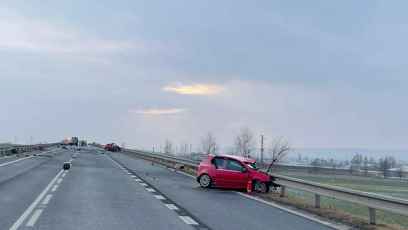 FOTO: Při dopravní nehodě v Opavě zemřeli tři lidé.