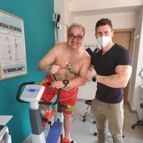 Herec Martin Zounar hubnul pod dohledem trenéra Jakuba Prchala.