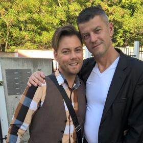 Jiří Zlý s manželem v roce 2015.