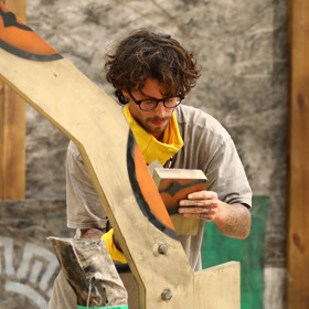 Daniel Pavliš je velký favorit, ale i on je tak trochu salámista. 