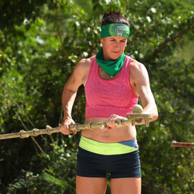 Zuzana v souboji o individuální imunitu.