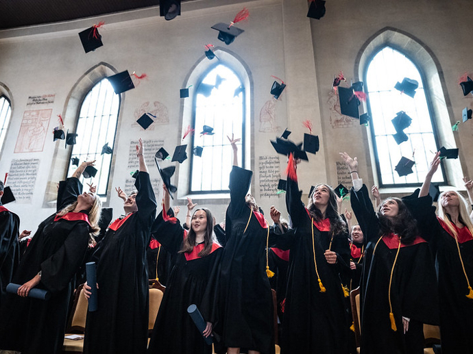 Foto k tématu Univerzita – stránka 1