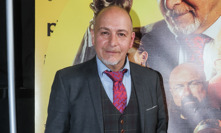 Erdoğan Atalay na premiéře filmu Bez trenek.