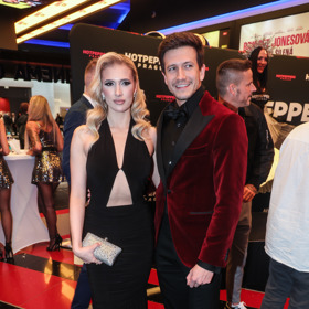 Vítězný pár Bachelora Jan Solfronk a Sabina Pšádová opět ladili jako dokonalá partnerská dvojice.