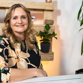 Herečka Regina Řandová promluvila o natáčení Boty jménem Melichar v talkshow Na kafeečko. Tři roky před šedesátkou vypadá Regina Řandová stále skvěle. 