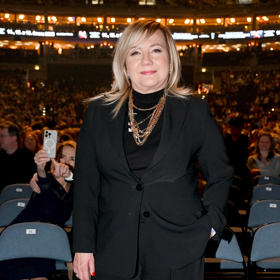 Alena Schillerová si show nemohla nechat ujít.