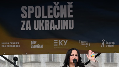 FOTO: Jitka Čvančarová na pódiu.