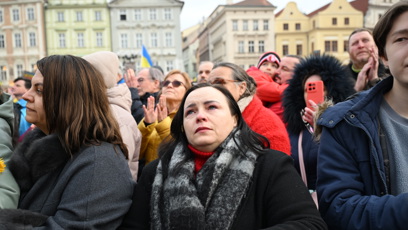 FOTO: Někteří stěží zadržovali slzy.