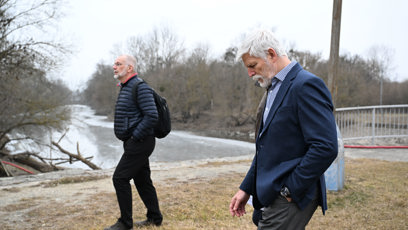 FOTO: Petr Pavel u řeky Dyje.