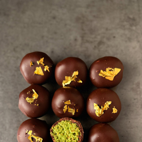 Dubajská čokoláda se stala obrovským hitem a pralinkovou variantu si můžete vyzkoušet i doma.