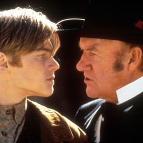 Gene Hackman po boku Leonarda DiCapria.