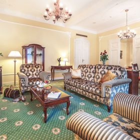 Probuďte své smysly: Jarní detox v Karlových Varech