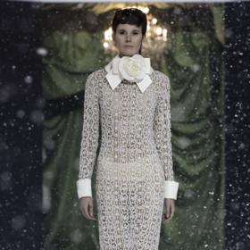 Obří květy zdobily všechny modely svou plastickou 3D podobou.