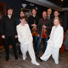 O hudební doprovod se oběma dámám postará Zemlínské kvarteto.