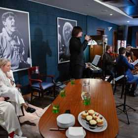 Premiéra nového hudebního počinu se odehraje 10. února v pražském Divadle Bez zábradlí.