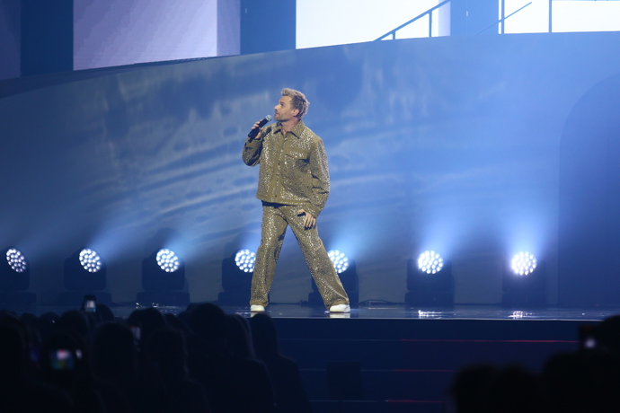 FOTO: Leoš Mareš odstartoval své první turné v narvané O2 aréně. – stránka 18