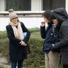 Soňa přistihne Marka a Matěje při kouření.