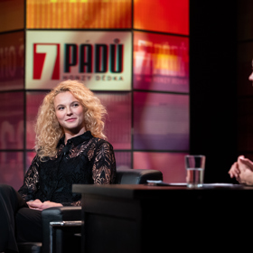 Kateřina Siniaková v 7 pádech Honzy Dědka.