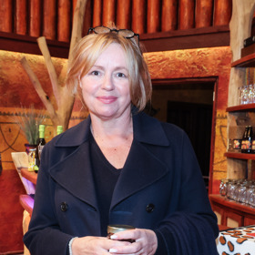 Za svůj věk se začala stydět vinou potíží v práci. Když se ucházela o role, často slyšela, že je na ně už stará.