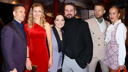 FOTO: Páry vyrazily na premiéru.