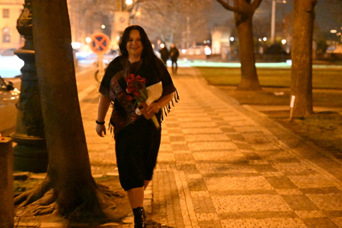 FOTO: Jitka Čvančarová měla dobrou náladu. – stránka 150