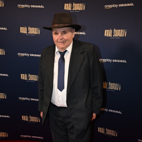 Na slavnostní premiéru vyvrcholení ságy Král Šumavy: Agent chodec dorazila řada hostů.