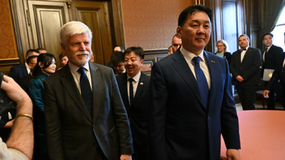 FOTO: Petr Pavel a Uchnágín Chürelsüch.