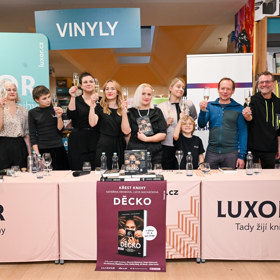 Křest knihy Děcko podle stejnojmenného seriálu.