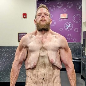 Cole Prochaska zhubl přes 160 kilogramů.
