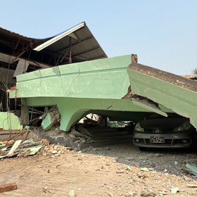 Zemětřesení v Thajsku a Myanmaru napáchalo ohromné škody. 