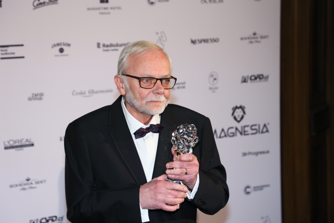 FOTO: Karel Smyczek si odnesl České lva. – stránka 202