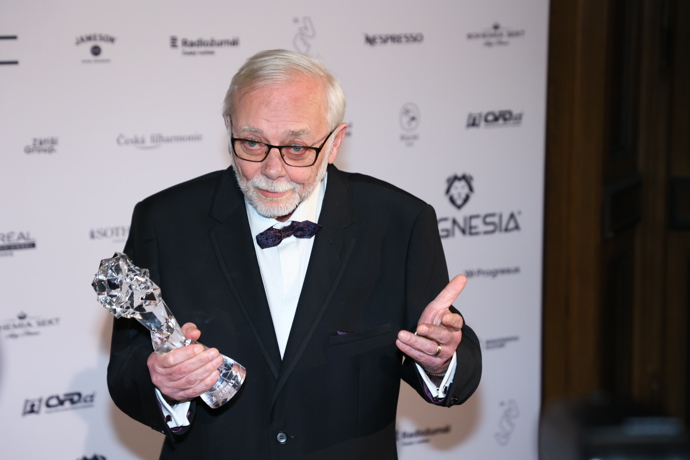FOTO: Karel Smyczek si odnesl České lva. – stránka 201